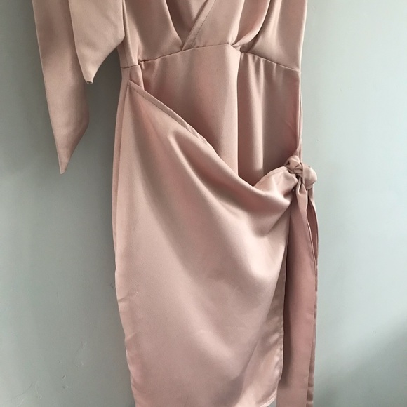 NWT Missguided | Silky Tie Front Shift Dress | US4 - Picture 12 of 14